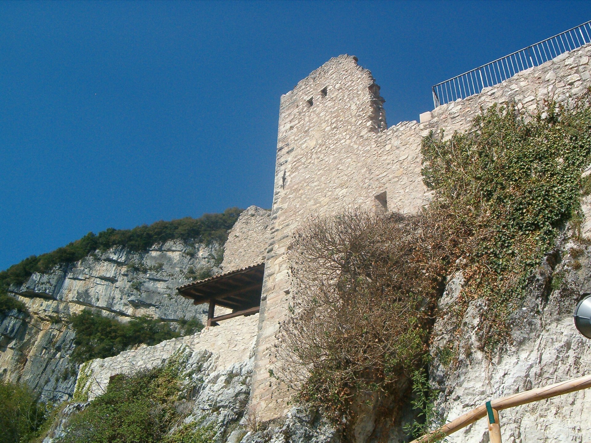 Castel Corno — via Wikimedia Commons