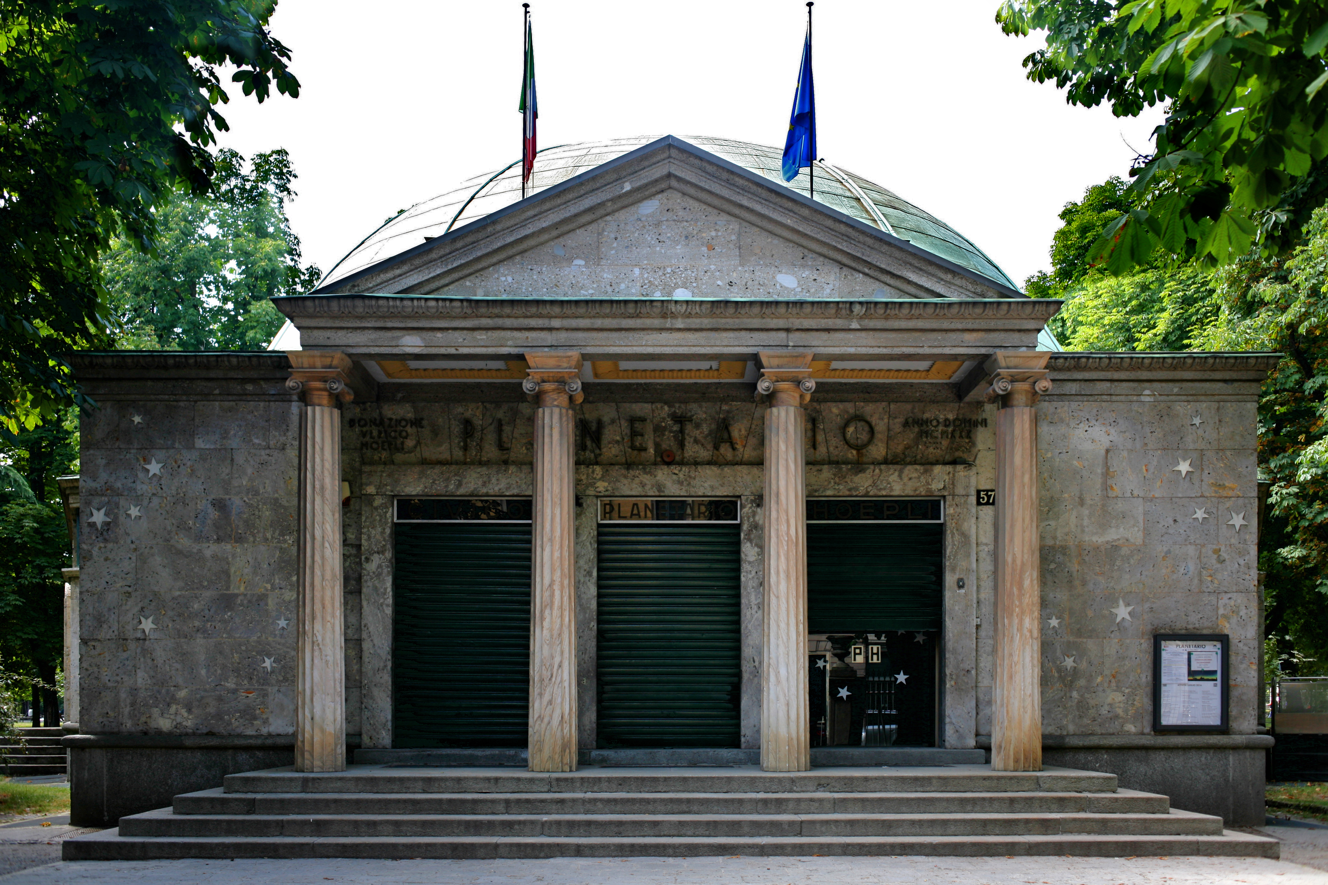 Planetario di Milano (1930)