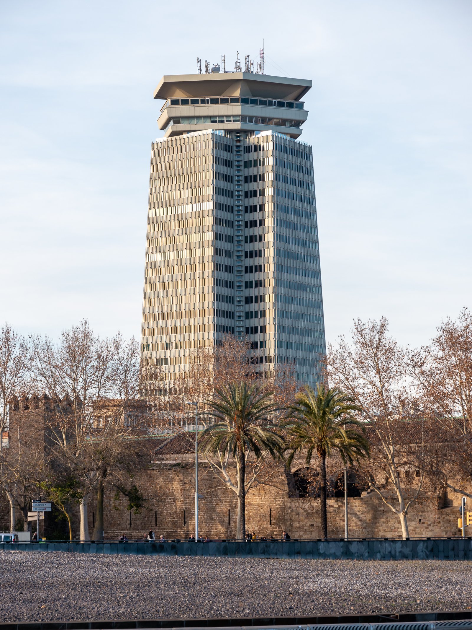 Edificio Colón — view