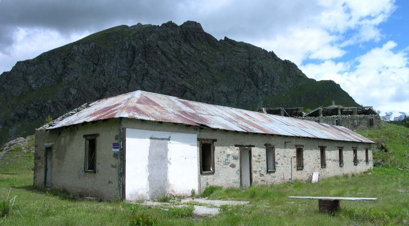 The Cignana hydroelectric dam in the western Alps, constructed by SIP in 1928