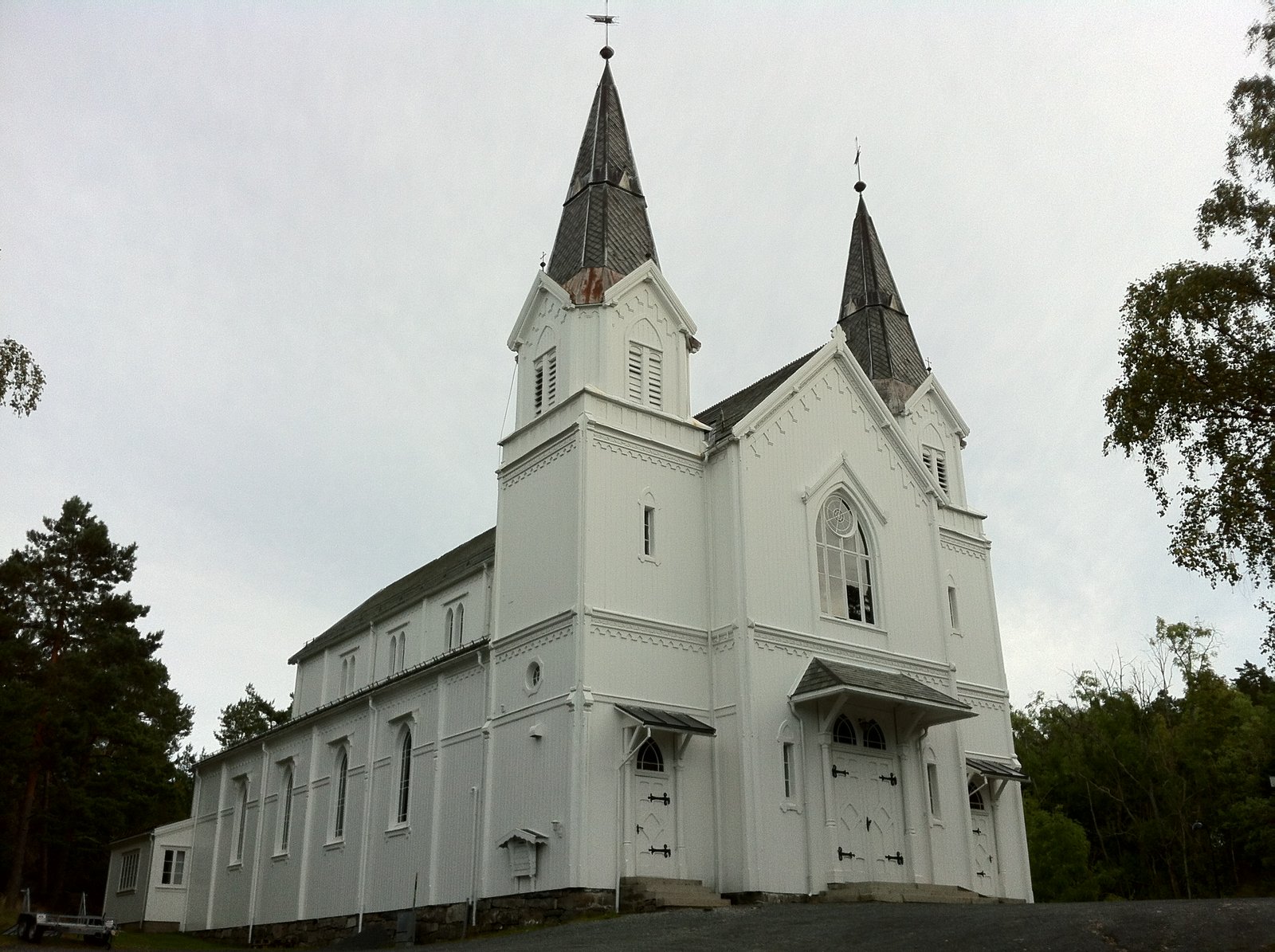 Frydendal Church — view