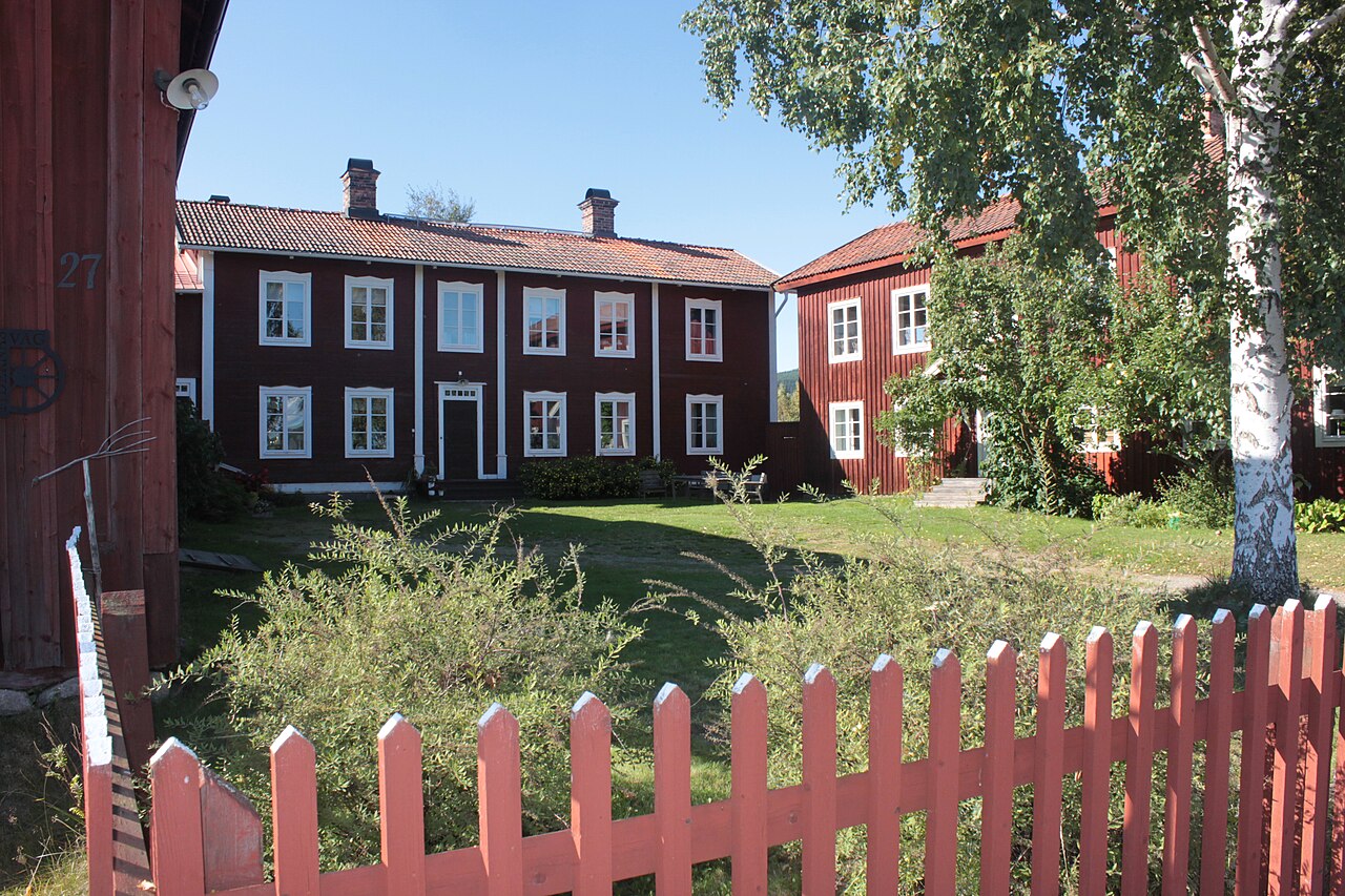 Gästgivars farmhouse in Hälsingland, Sweden — one of seven 19th-century painted farmhouses inscribed as UNESCO World Heritage for their extraordinary decorated interiors