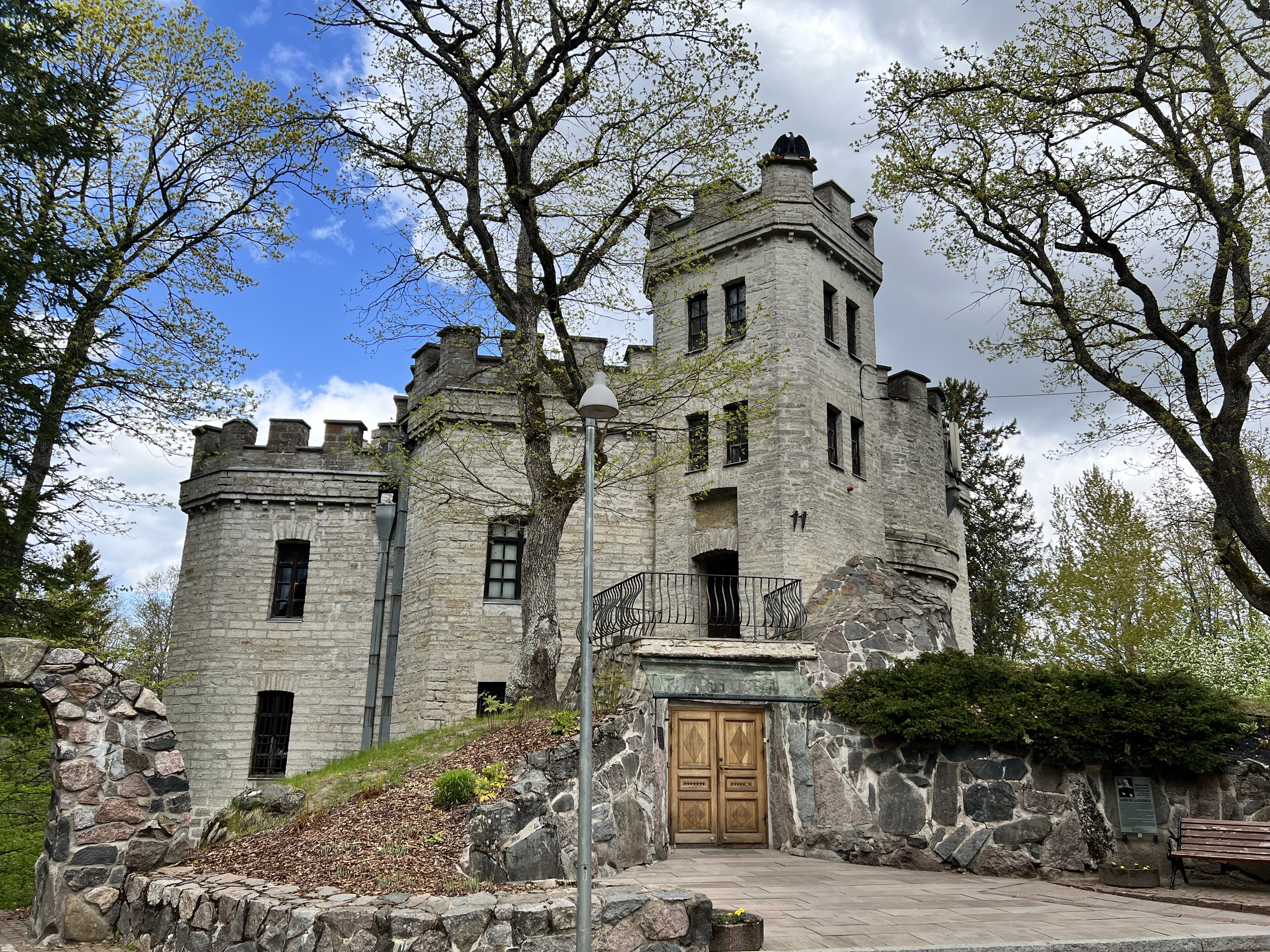 Glehn Castle — view