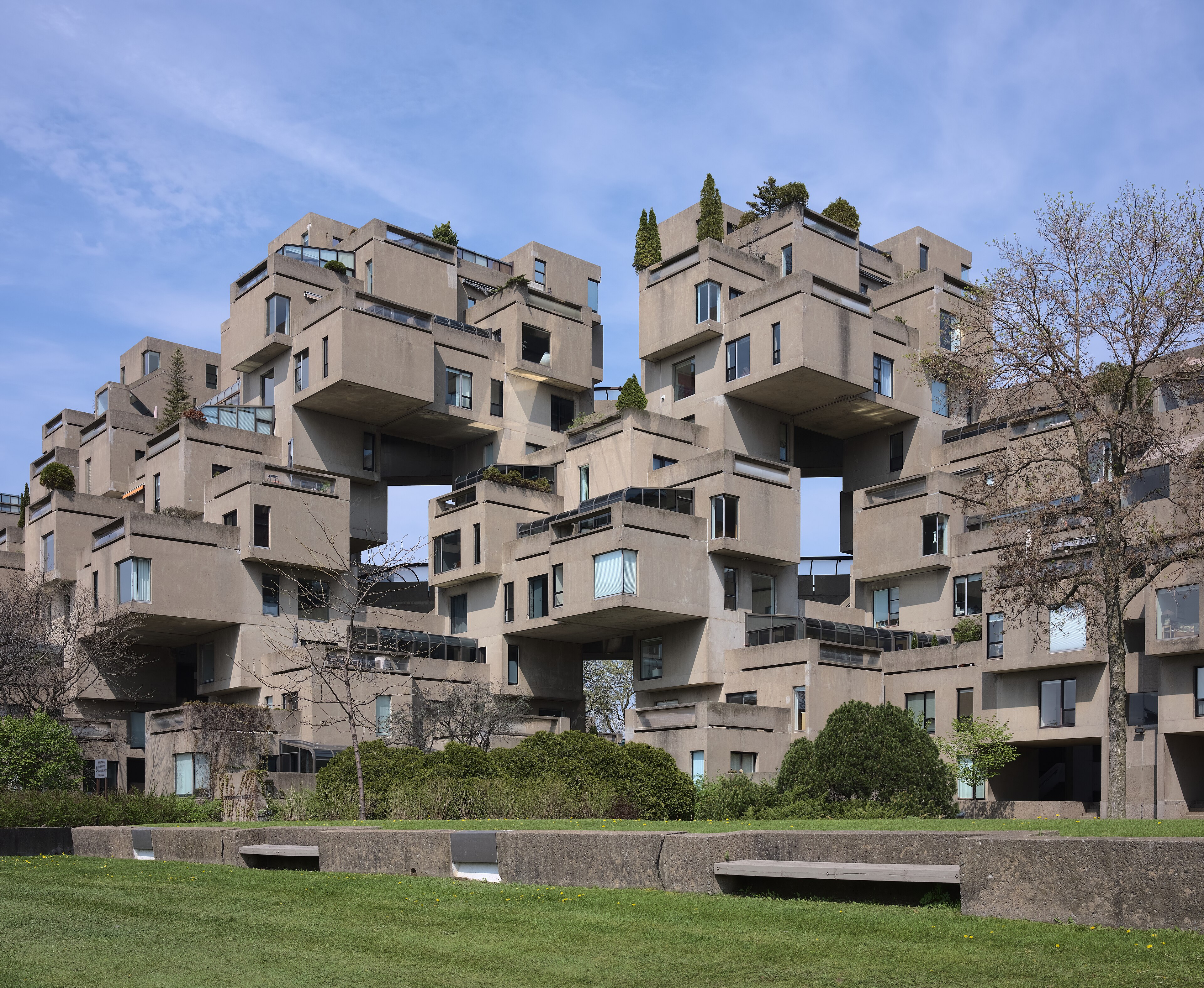 Habitat 67 — view