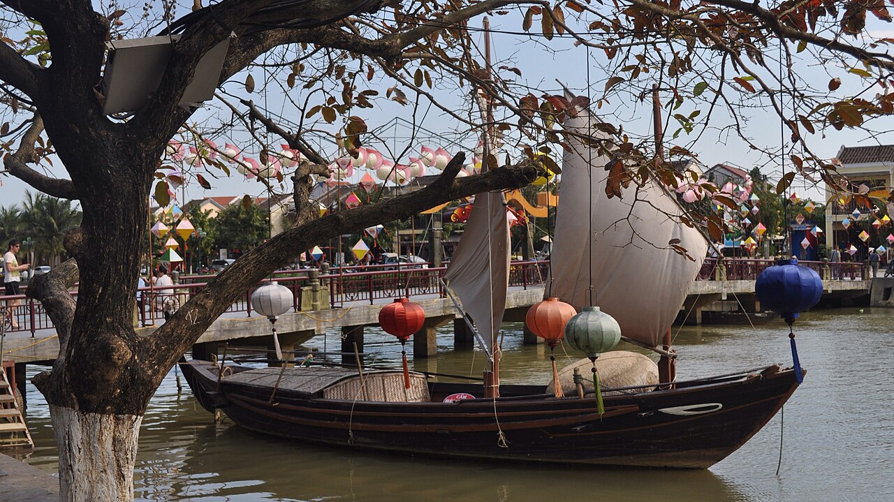 The Japanese Covered Bridge and canal-front architecture of Hội An Ancient Town, Quảng Nam province, Vietnam — a UNESCO-listed trading port from the 15th to 19th centuries