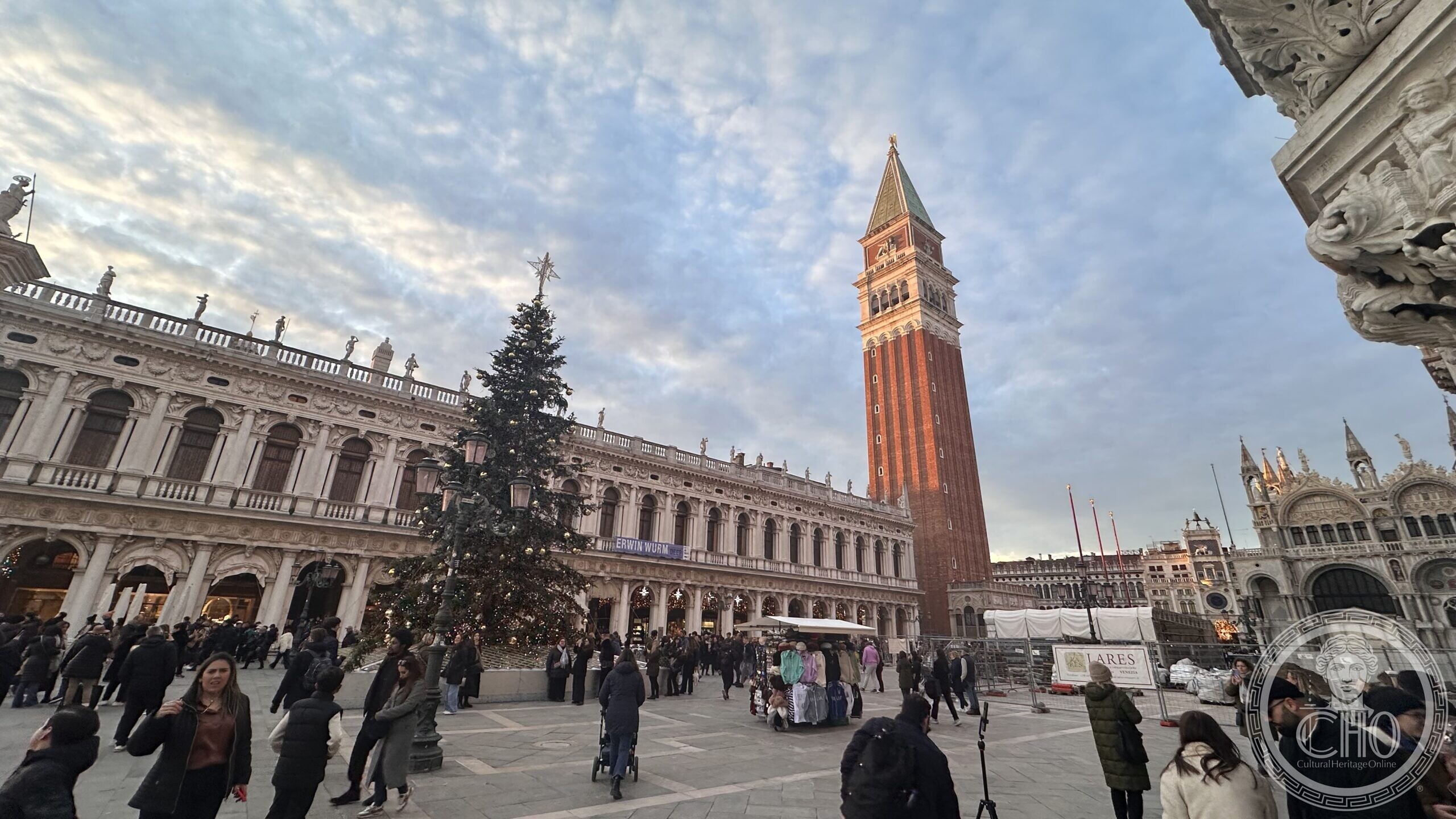 The Campanile di San Marco and a Christmas tree seen from the square, with the Procuratie Vecchie alongside
