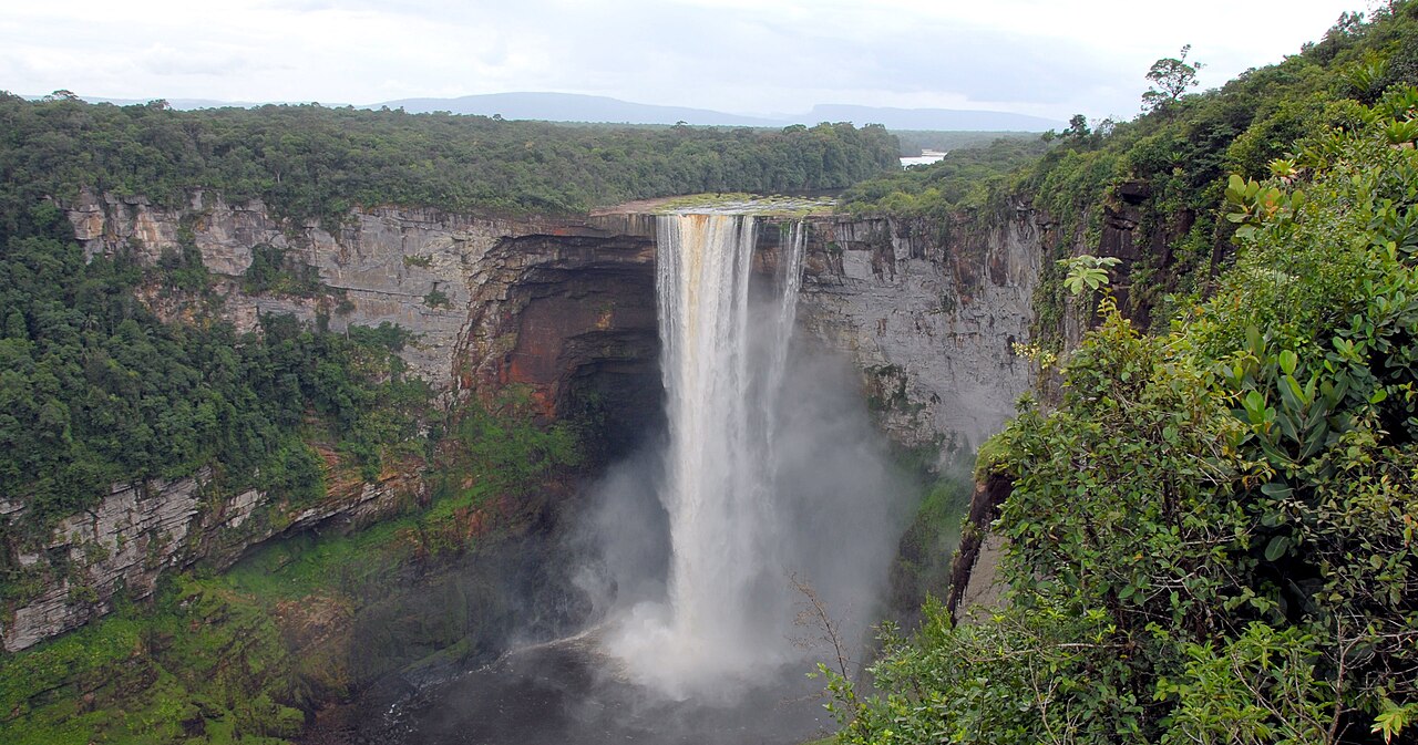Kaieteur Falls plunging 226 metres over sandstone cliffs into forested Guyanese gorge