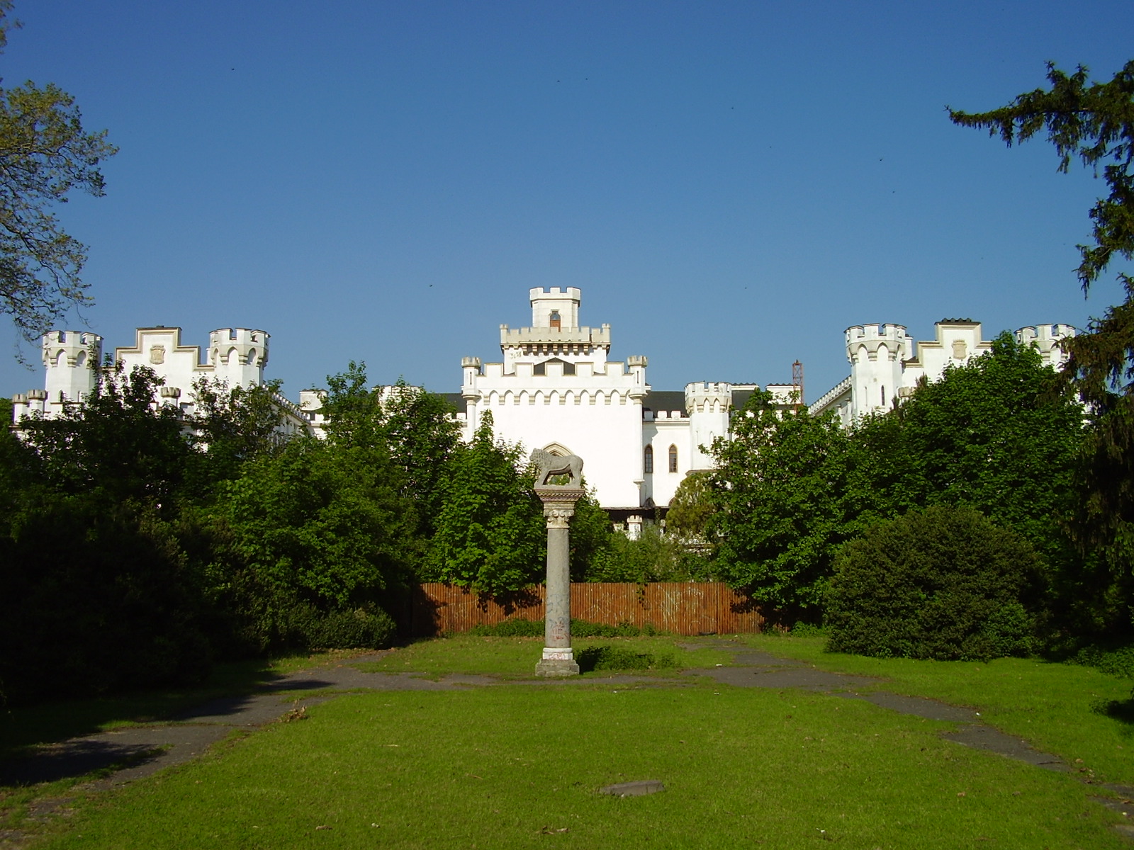 Rusovce Mansion — view