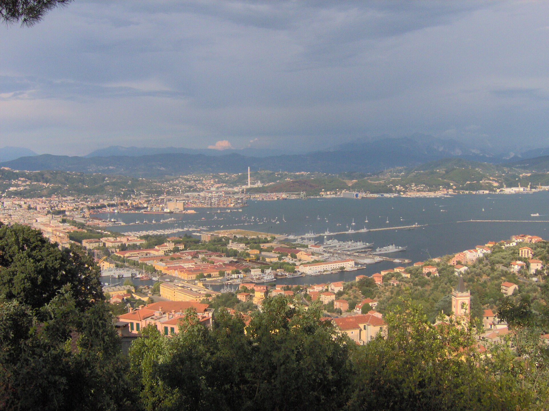 La Spezia — via Wikimedia Commons La Spezia — via Wikimedia Commons