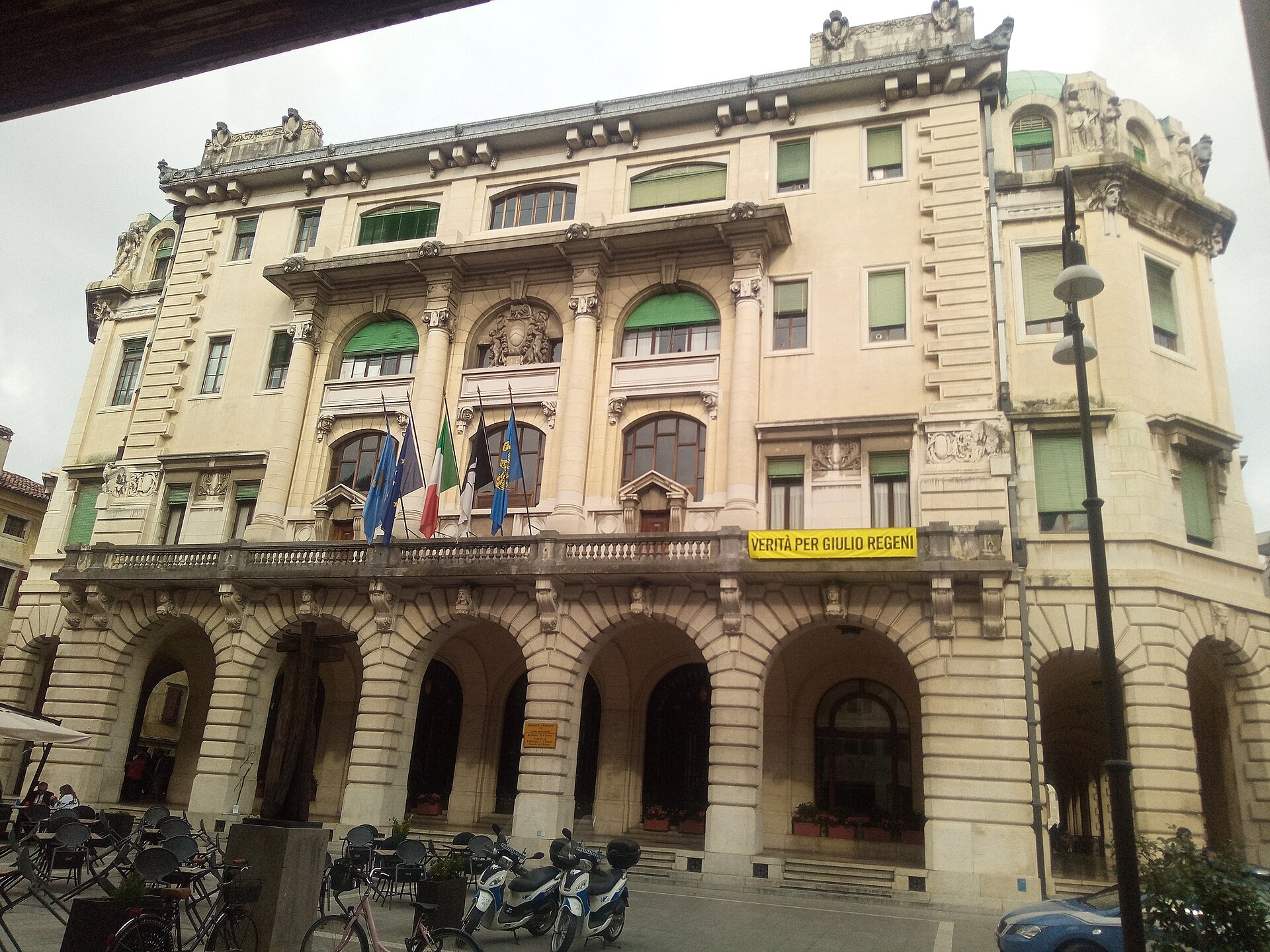 Aronco Palace — via Wikimedia Commons
