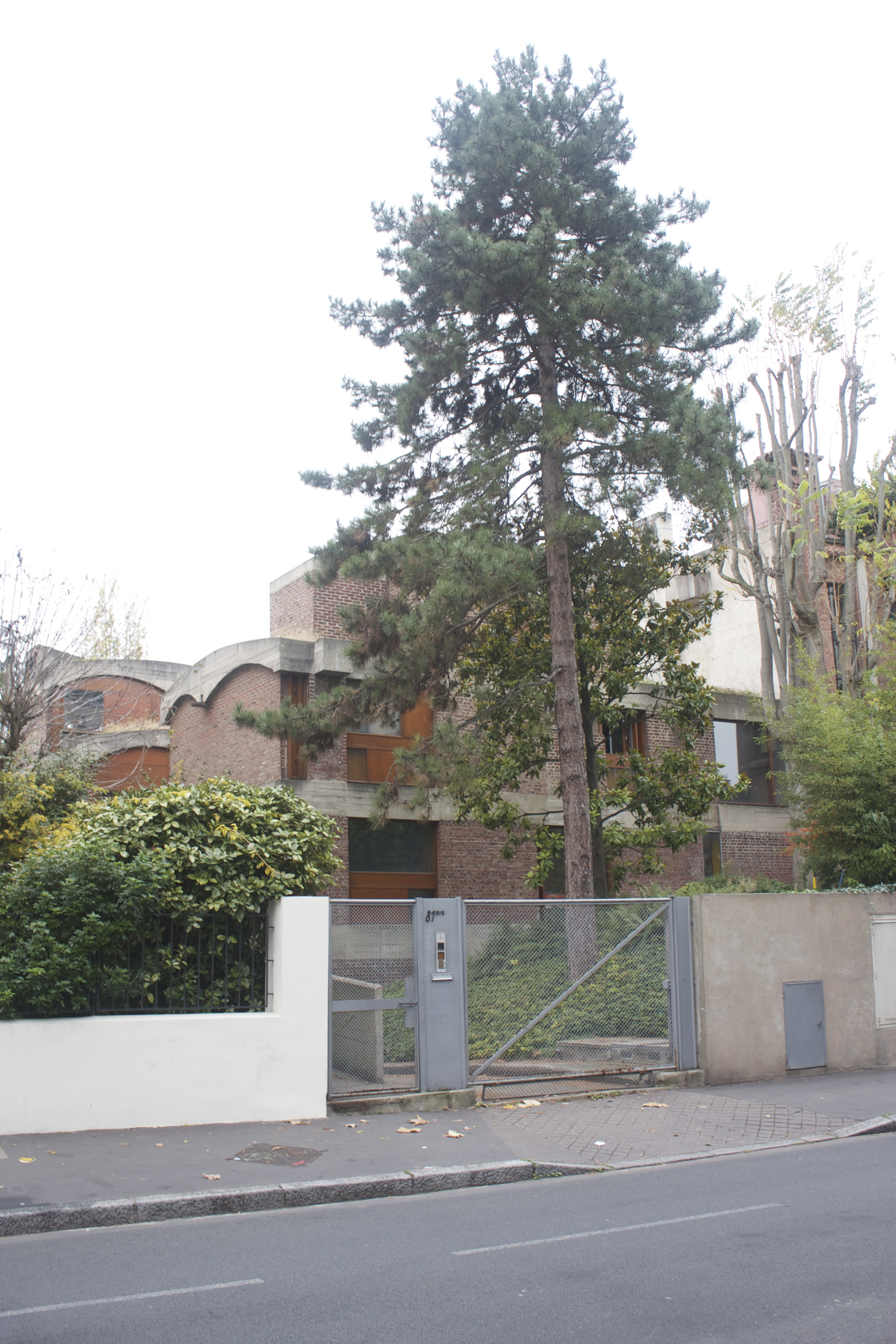 Maisons Jaoul — view