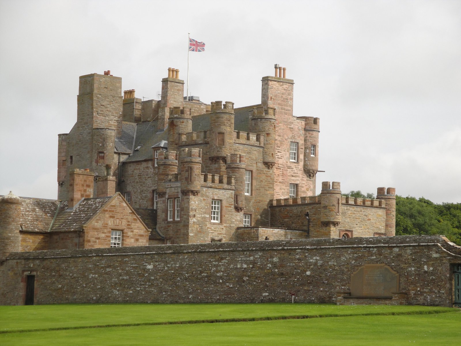 Castle of Mey — view
