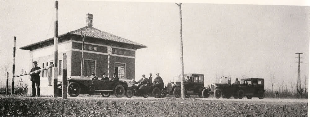 Historic Toll Gate Milano-Laghi