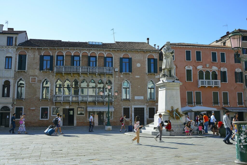 Barzaghi's marble of Niccolo Tommaseo in Campo Santo Stefano