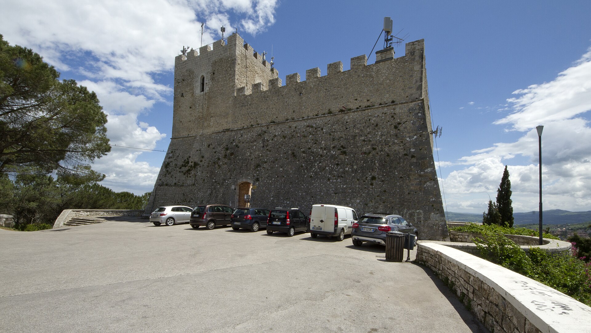 Monforte Castle — via Wikimedia Commons