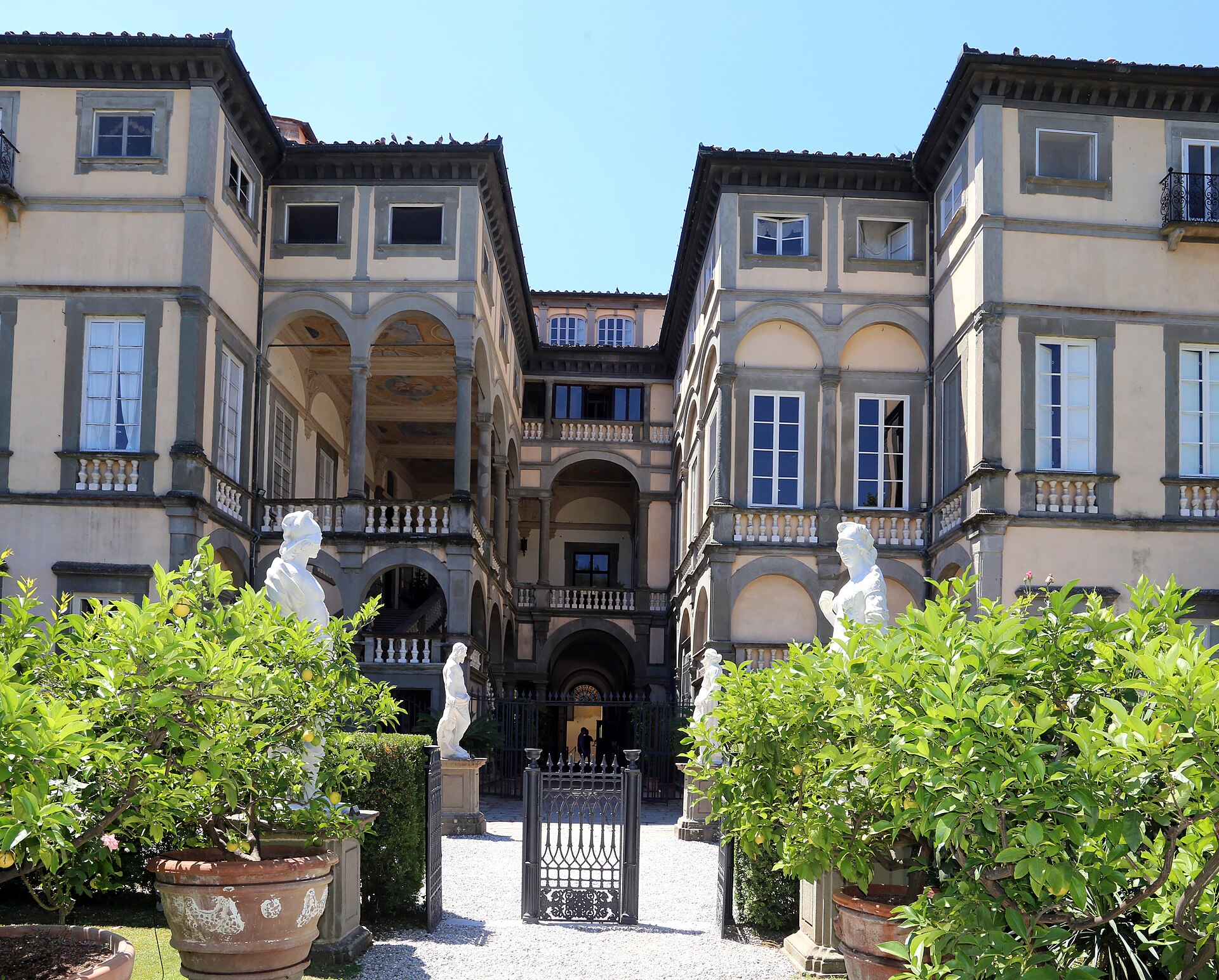 Palazzo Pfanner — via Wikimedia Commons Palazzo Pfanner — via Wikimedia Commons