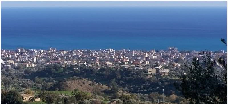 Siderno — via Wikimedia Commons