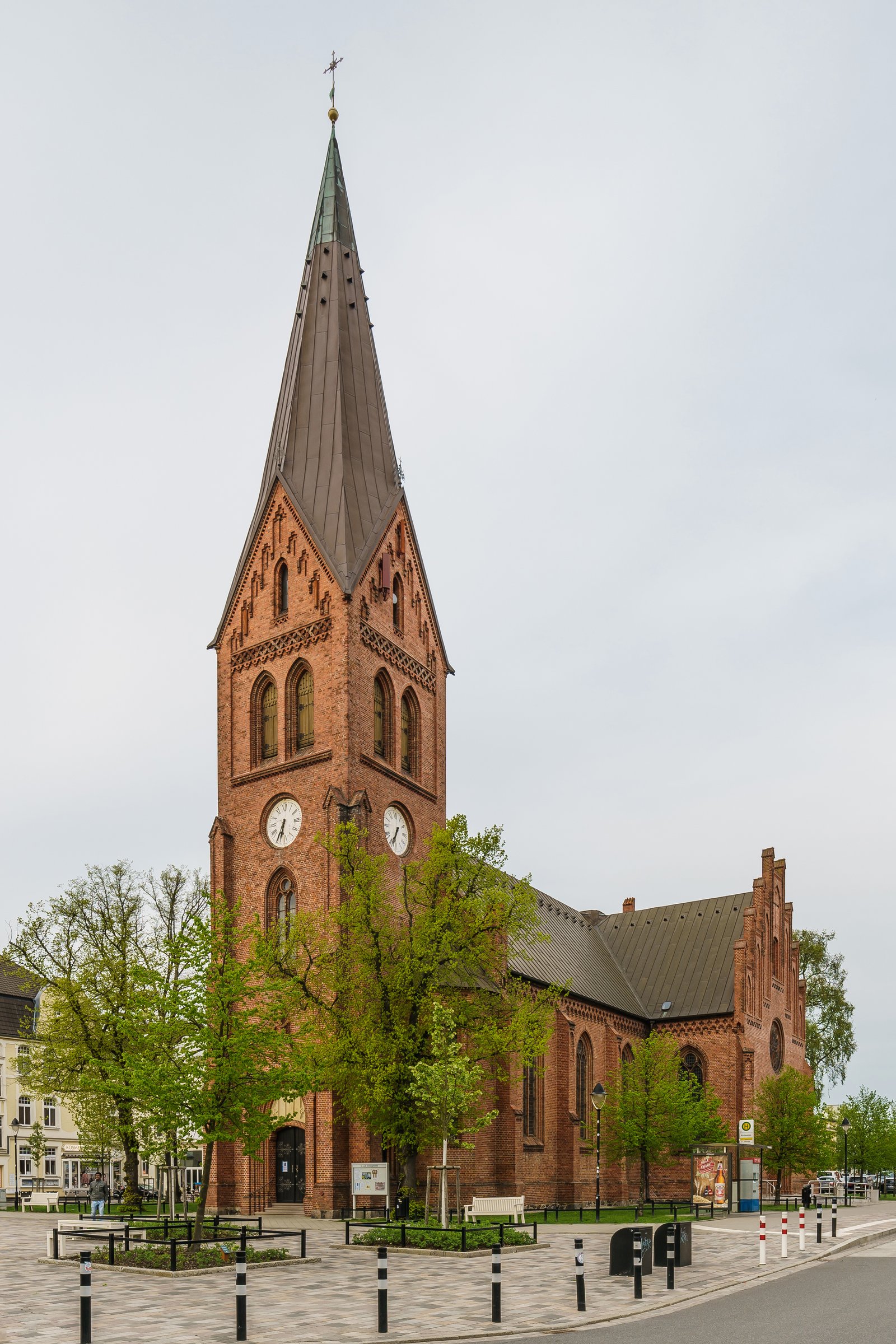 Warnemünde Church — view