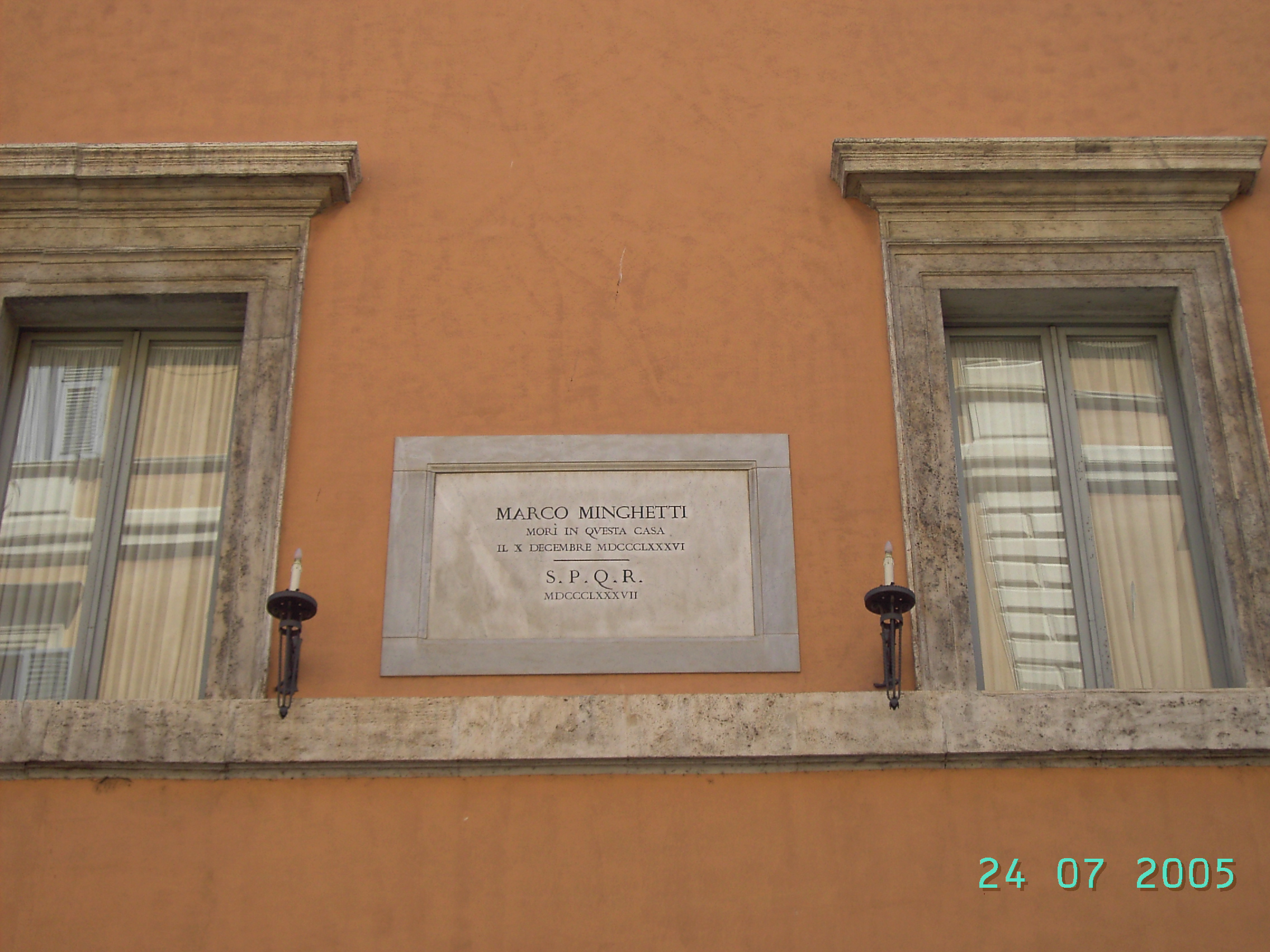 Piazza dell'Enciclopedia Italiana and Historic Fabric
