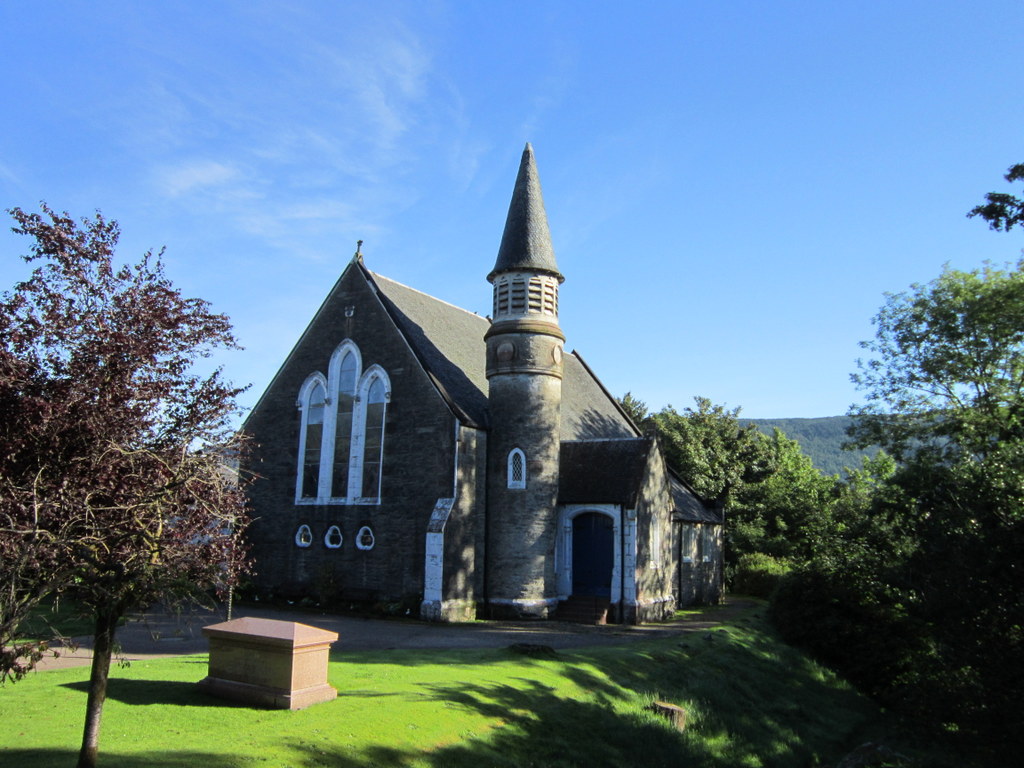 Sandbank Parish Church — view