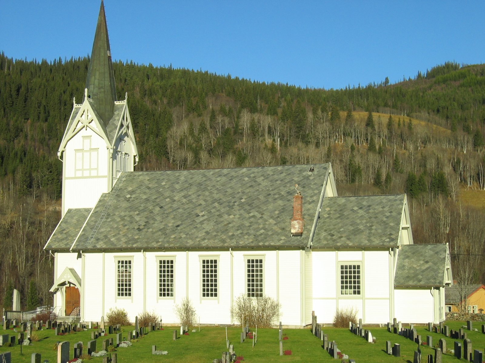 Singsås Church — view
