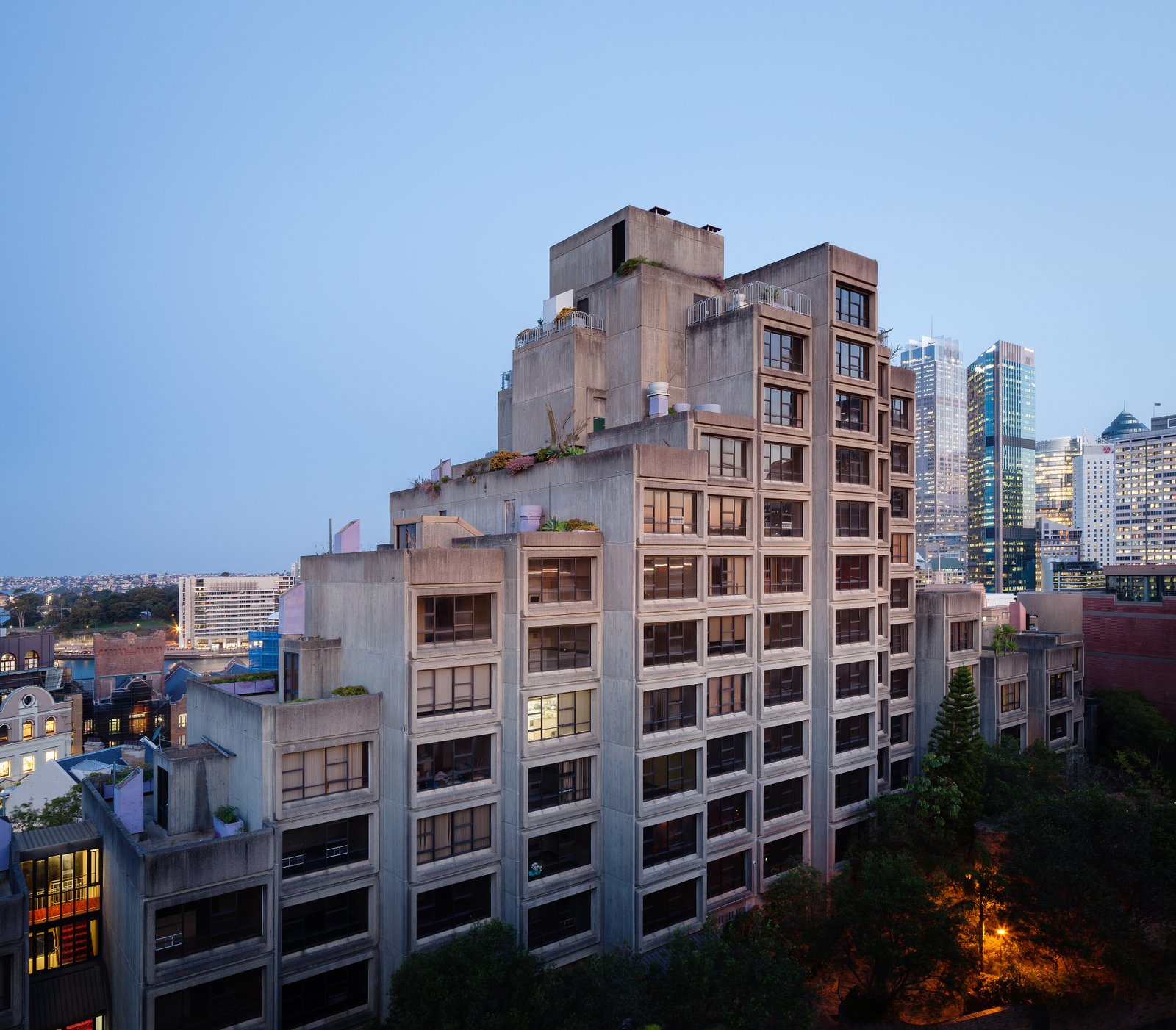 Sirius Building — view
