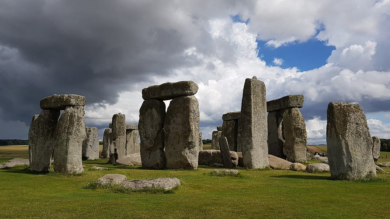 Stonehenge — UNESCO World Heritage Site near London