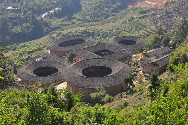 Fujian Tulou Communal Hakka Fortresses: Guide