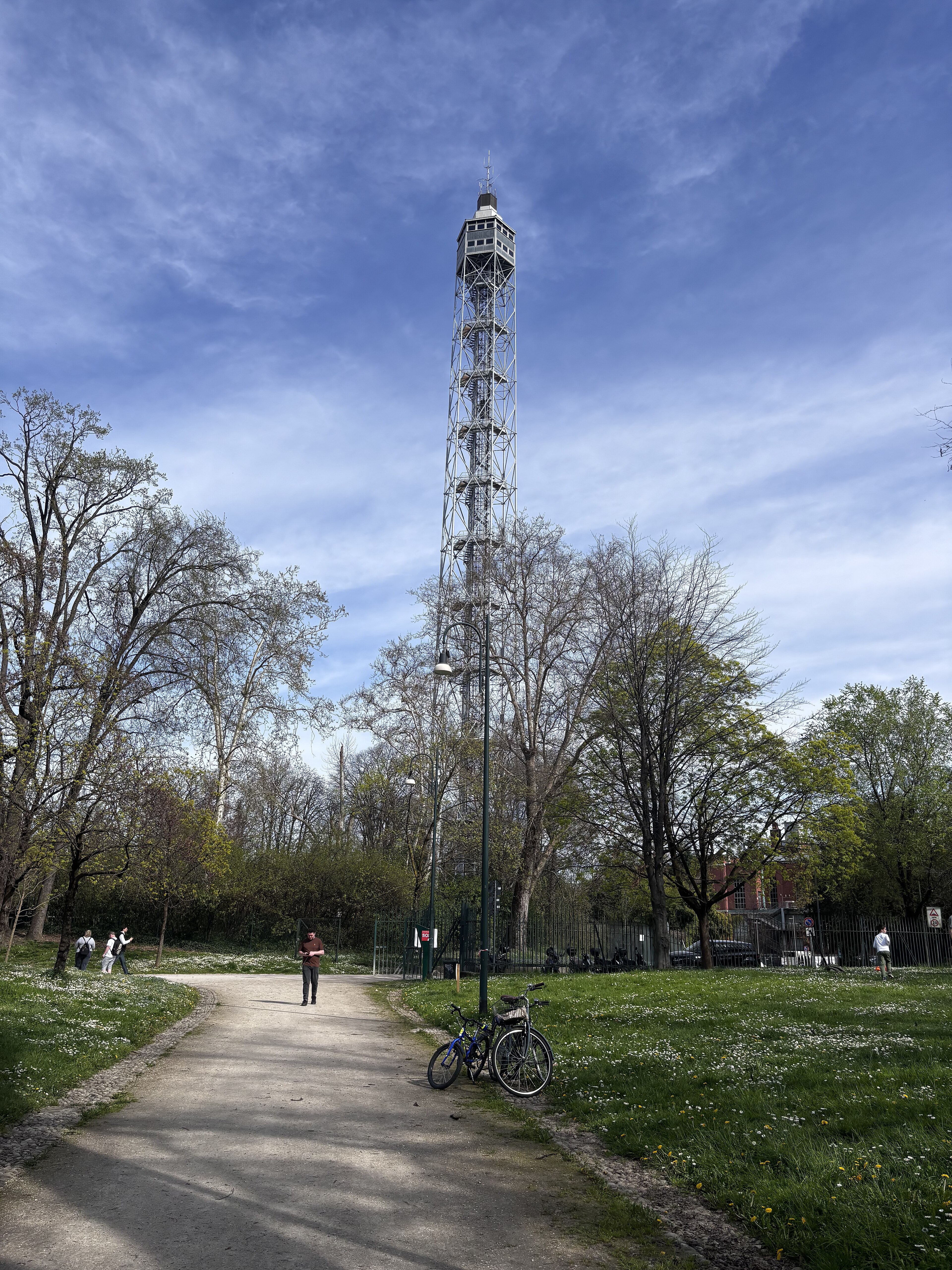 Torre Branca: Gio Ponti's Steel Landmark in Milan