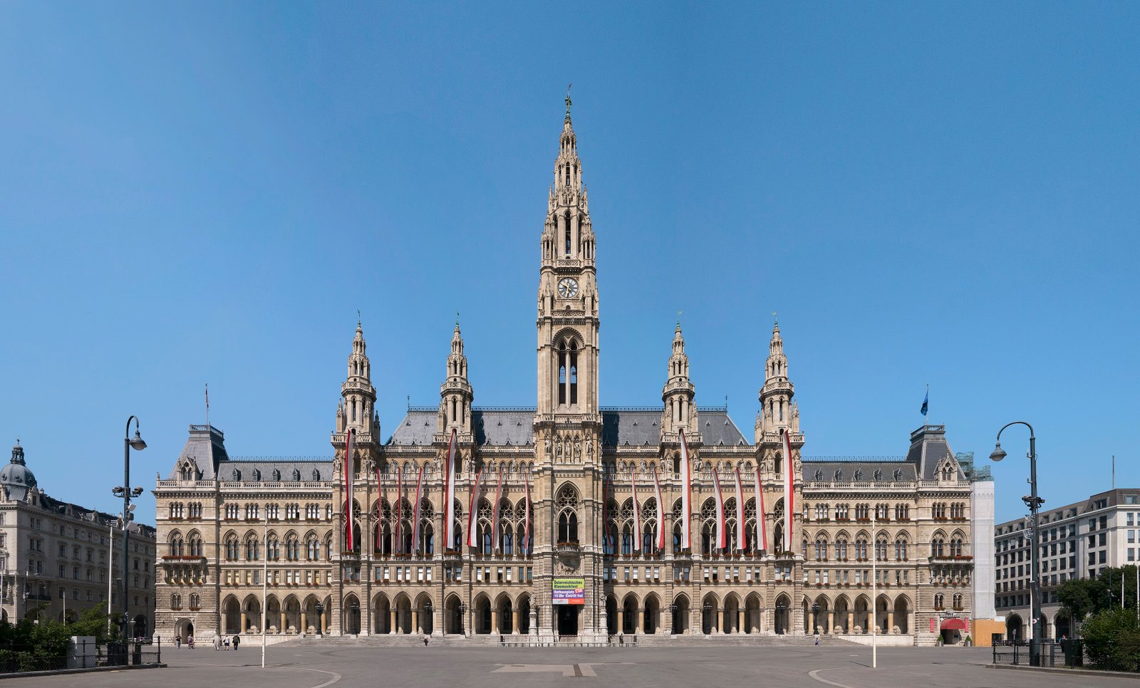 Vienna City Hall — view