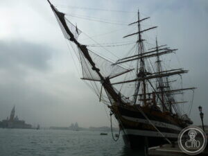 Masts and standing rigging