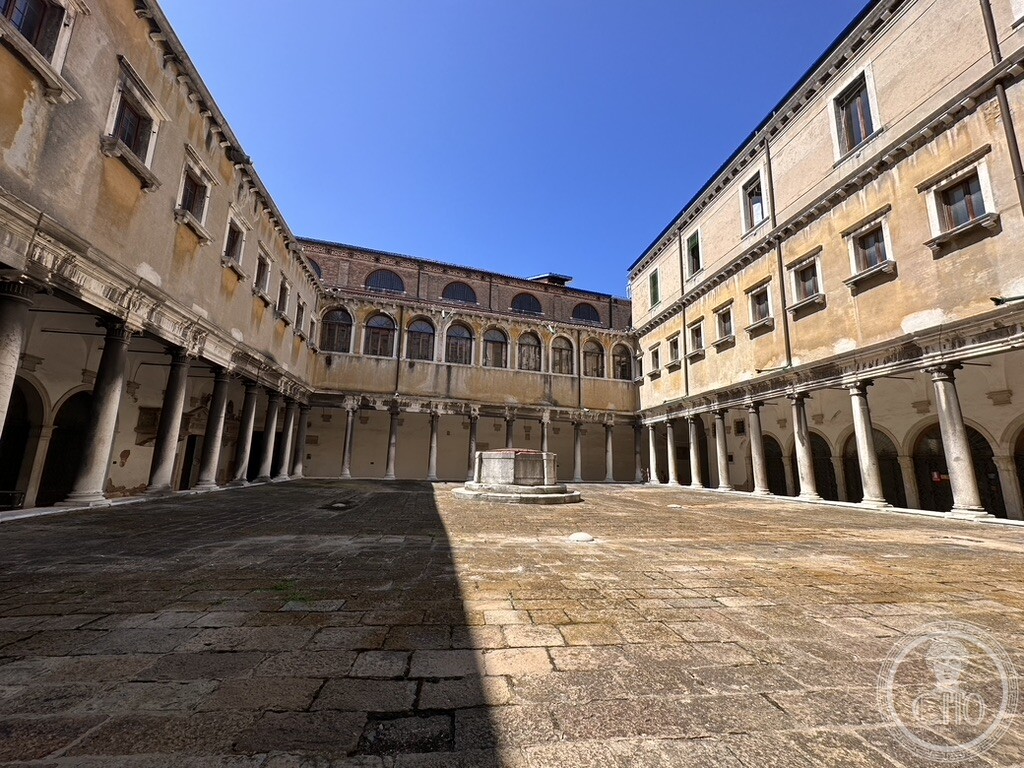 The Cloister of Santo Stefano, Venice
