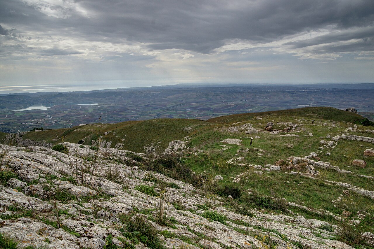 Monte Adranone — via Wikimedia Commons