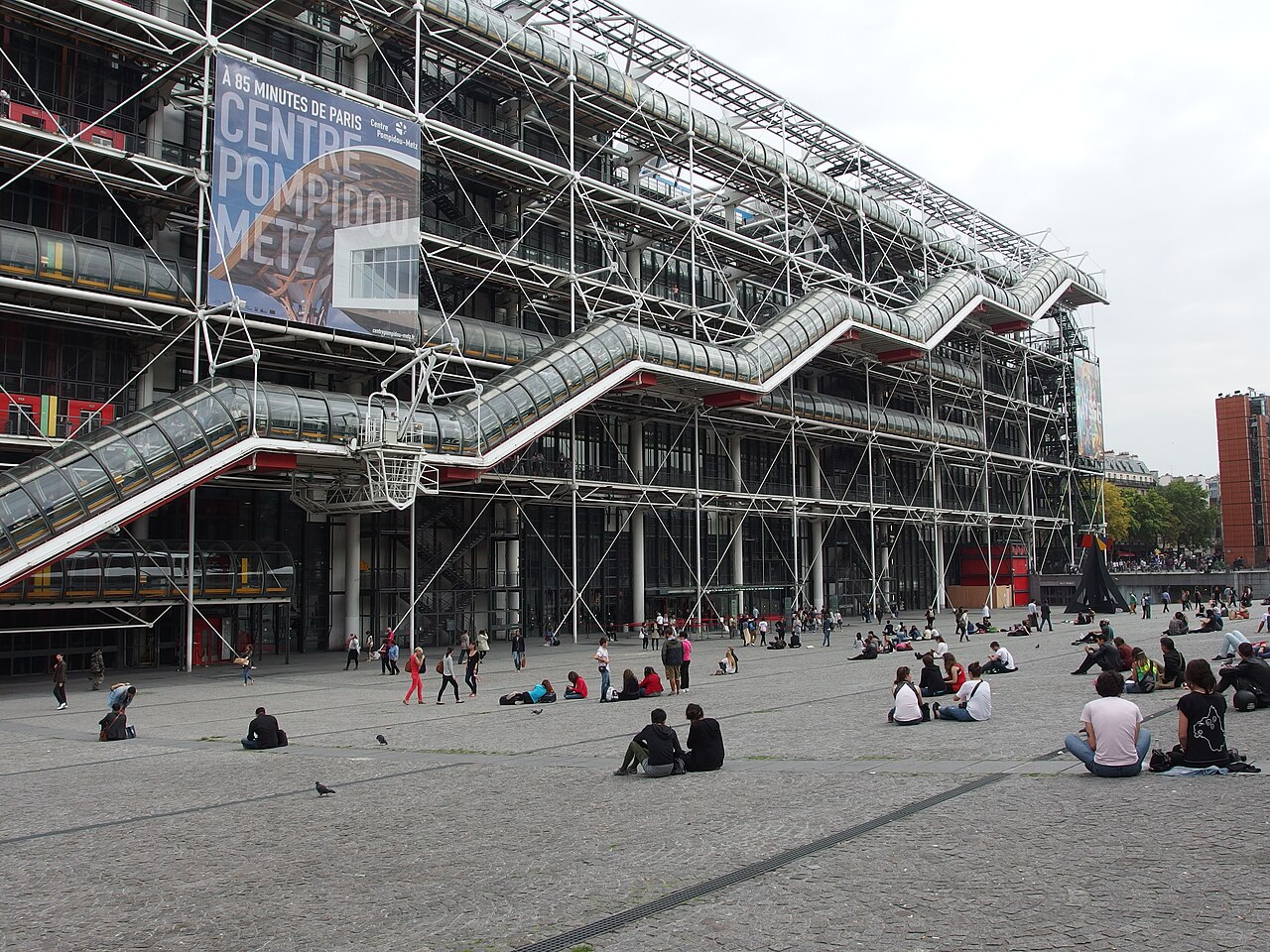 Centre Pompidou Paris — high-tech pipes exterior detail