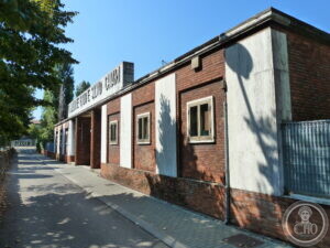 The Fondazione Enzo e Silvio Chiari Building — Brick and Stone in Marghera