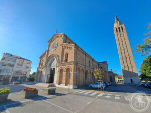 jesolo-san-giovanni-battista-chiesa-e-campanile