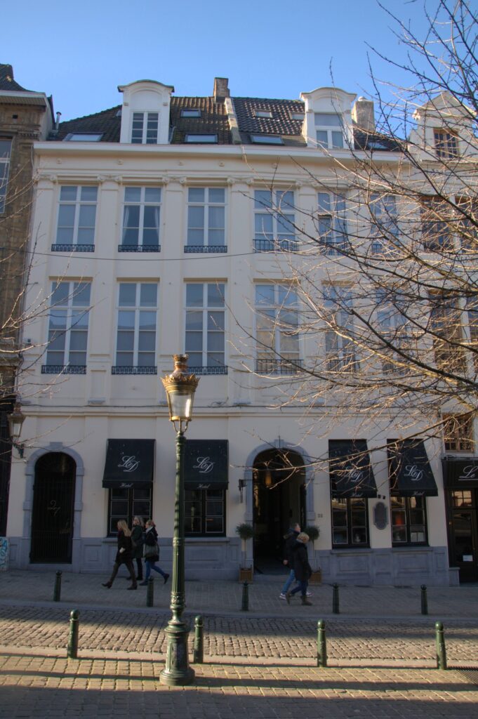 Le Dixseptième, Brussels — Three Old Houses Behind One Baroque Front on the Rue de la Madeleine