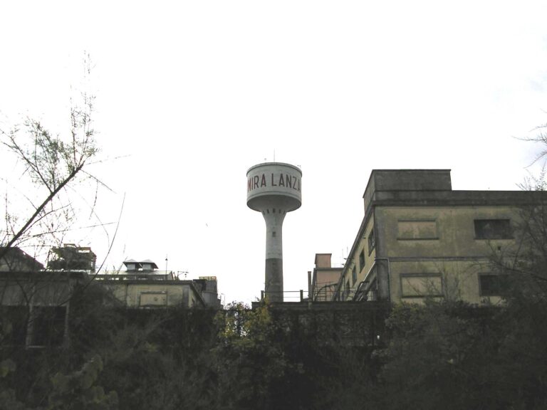 From River Canals to Roman Gasometers: The Industrial Rise and Ruins of Mira Lanza, 1924