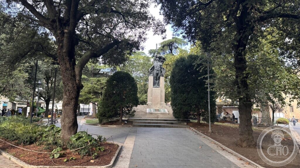 Monumento ai Caduti — Boifava’s War Memorial in Piazza Ferrari, Rimini (1926)
