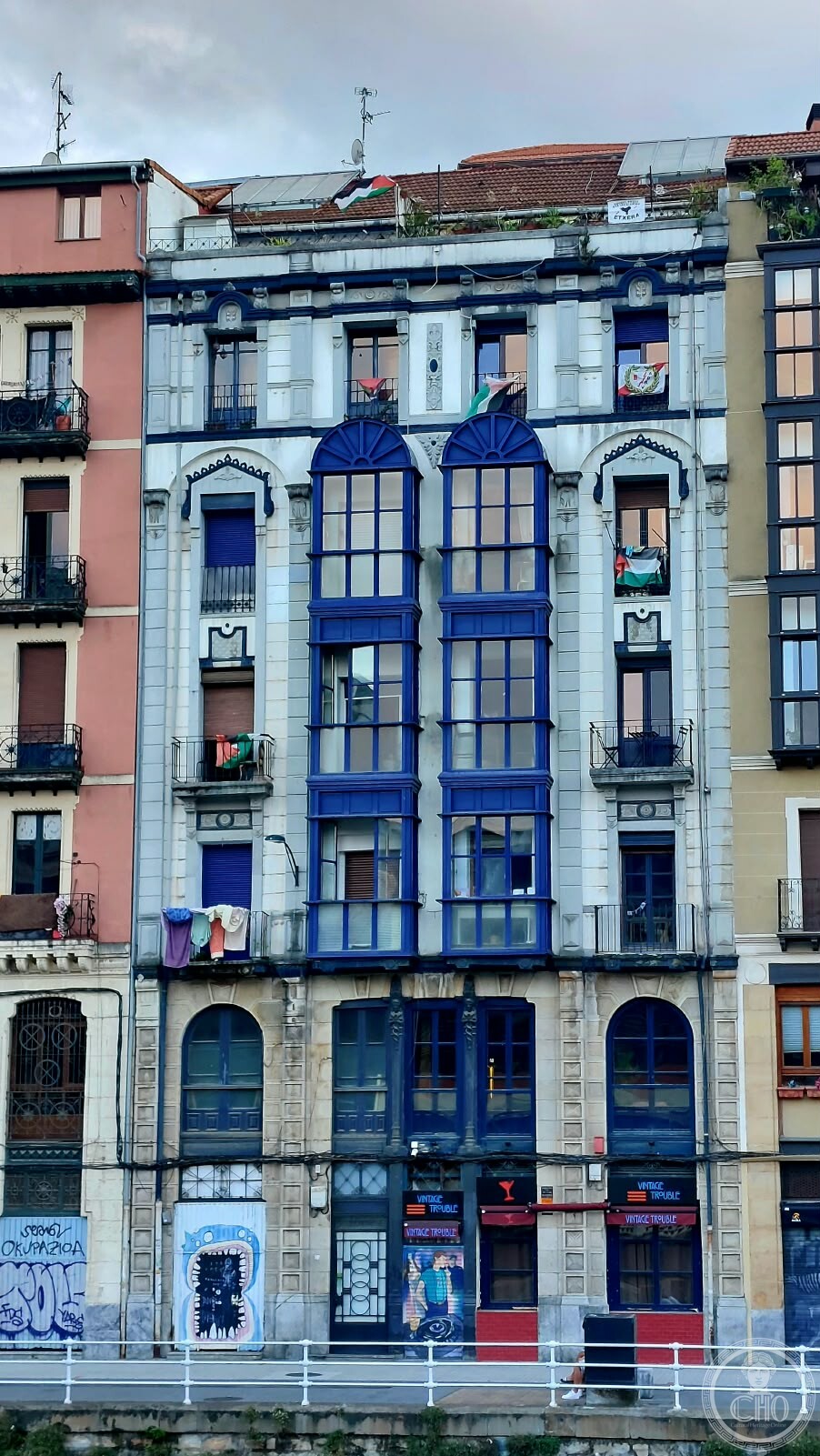 The Muelle de Bilbao la Vieja — a Riverside Row of Colour Facing the Casco Viejo