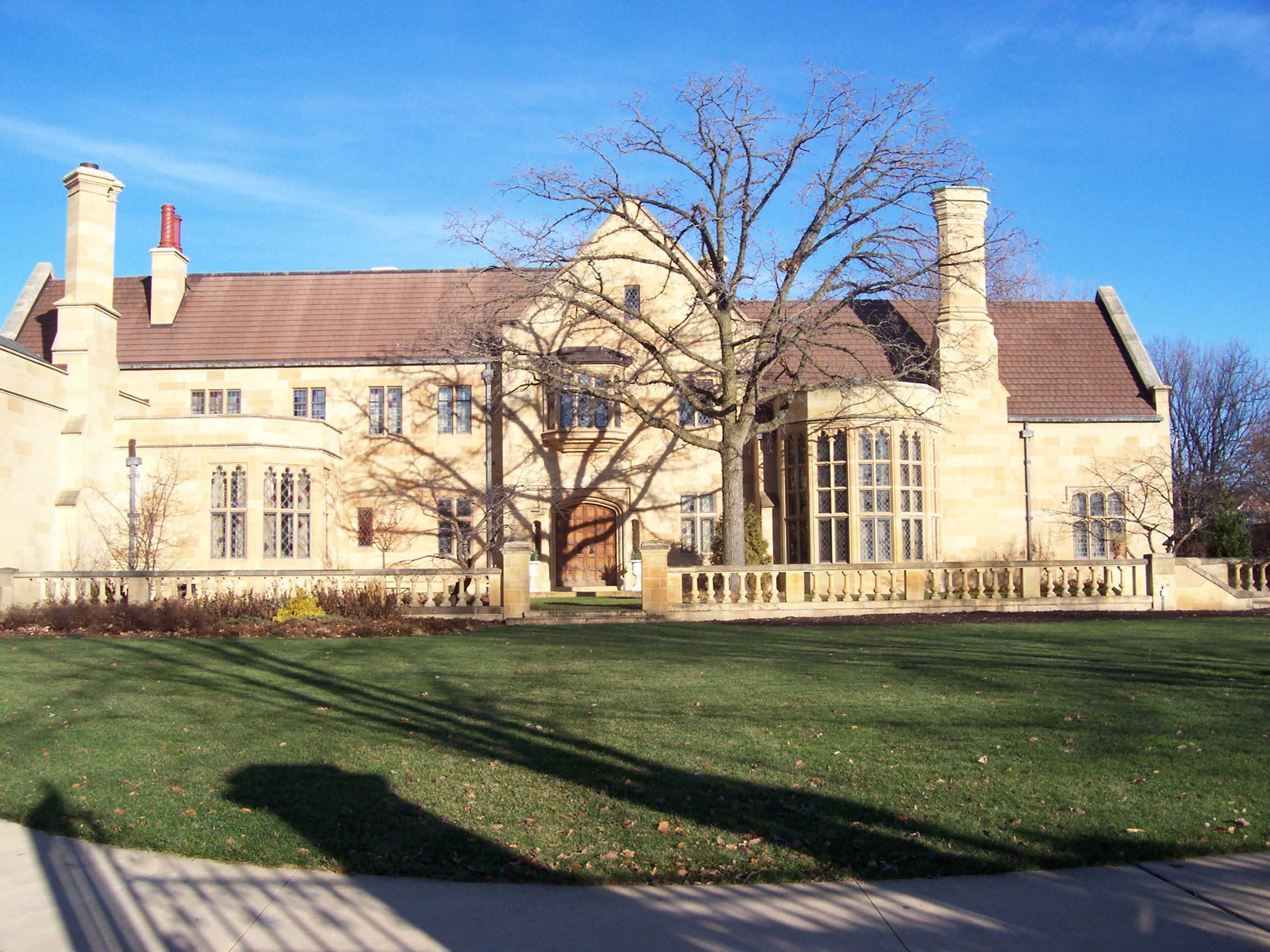 Paine Art Center and Gardens, Oshkosh