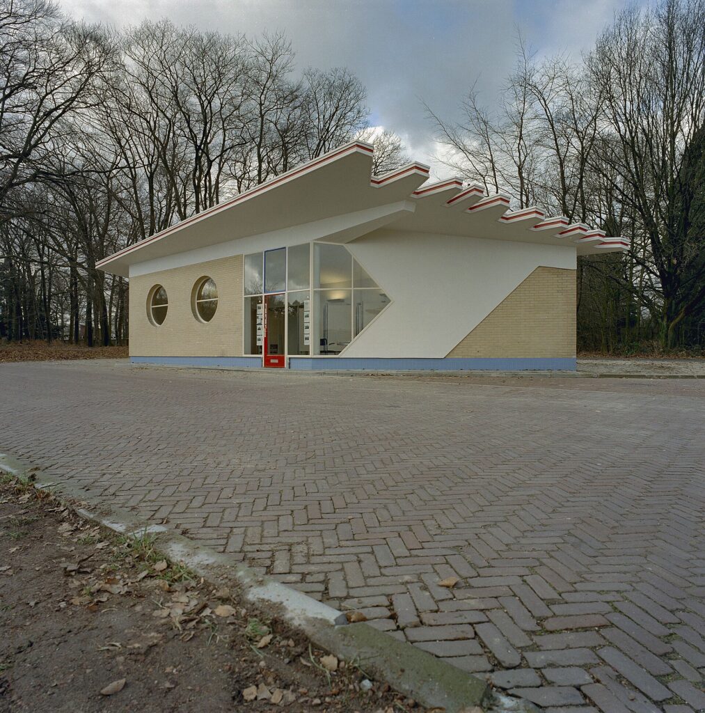 The Purfina service station in Arnhem, with its serrated roof edge and round porthole windows