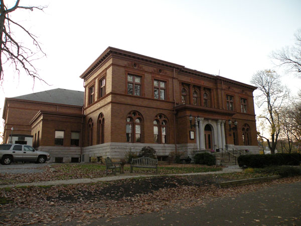 Andrew Carnegie Free Library & Music Hall (Carnegie, Pennsylvania) — view