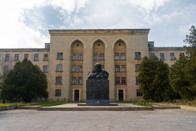 Azerbaijanfilm – Caucasian Motion Picture Craft and Interwar Baku Studios (1923)