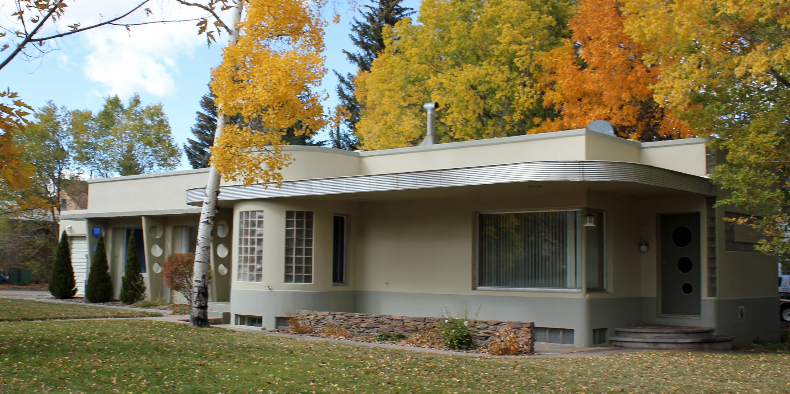 Heister House — view