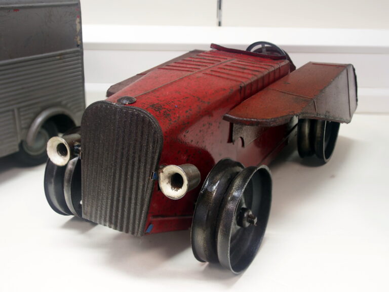 Cardini – Lithographed Tin Mechanical Toys and Metalworking in Omegna (1916)