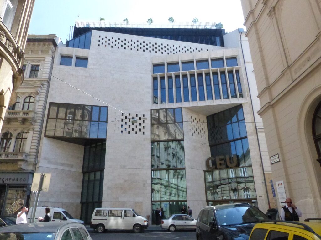 Credo in Concrete — a tour of Central European University’s Nádor Street campus with KÉK, Budapest