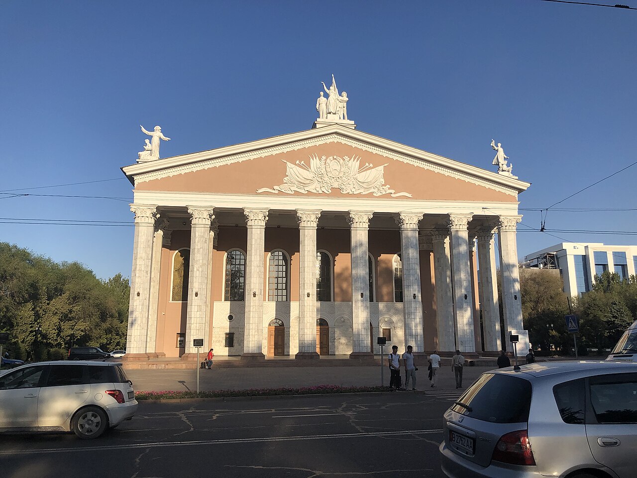 Kyrgyz National Opera and Ballet Theatre, Bishkek