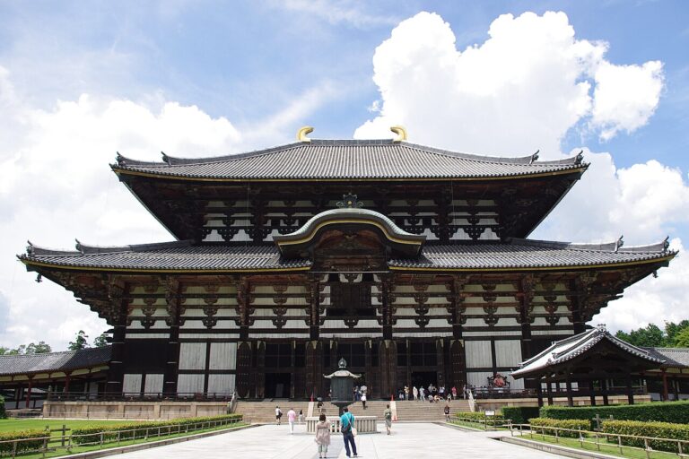 Historic Monuments of Ancient Nara: Travel Guide