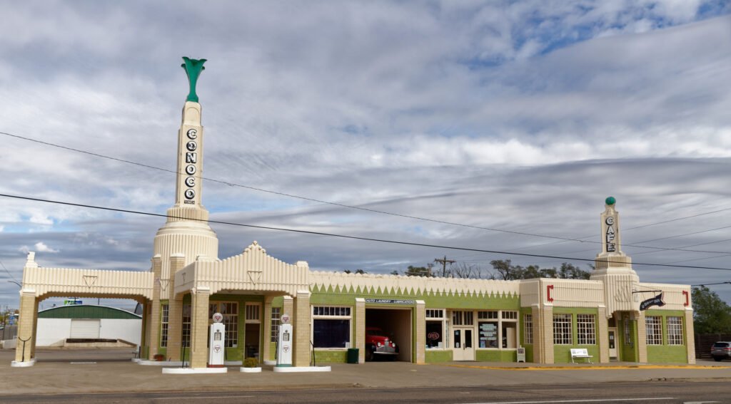 U-Drop Inn (1936), Shamrock, Texas